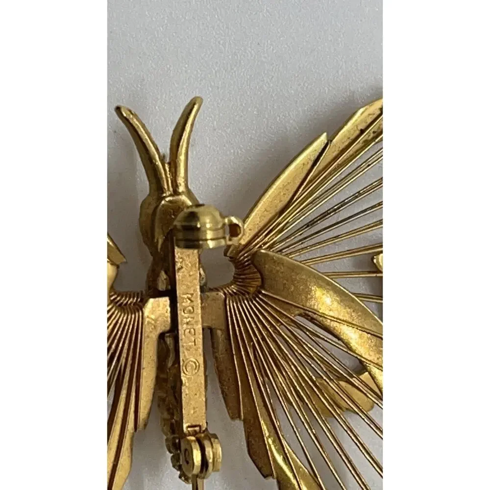 Vintage Monet Gold Tone Open Wire Work Wings Butterfly Pin Brooch